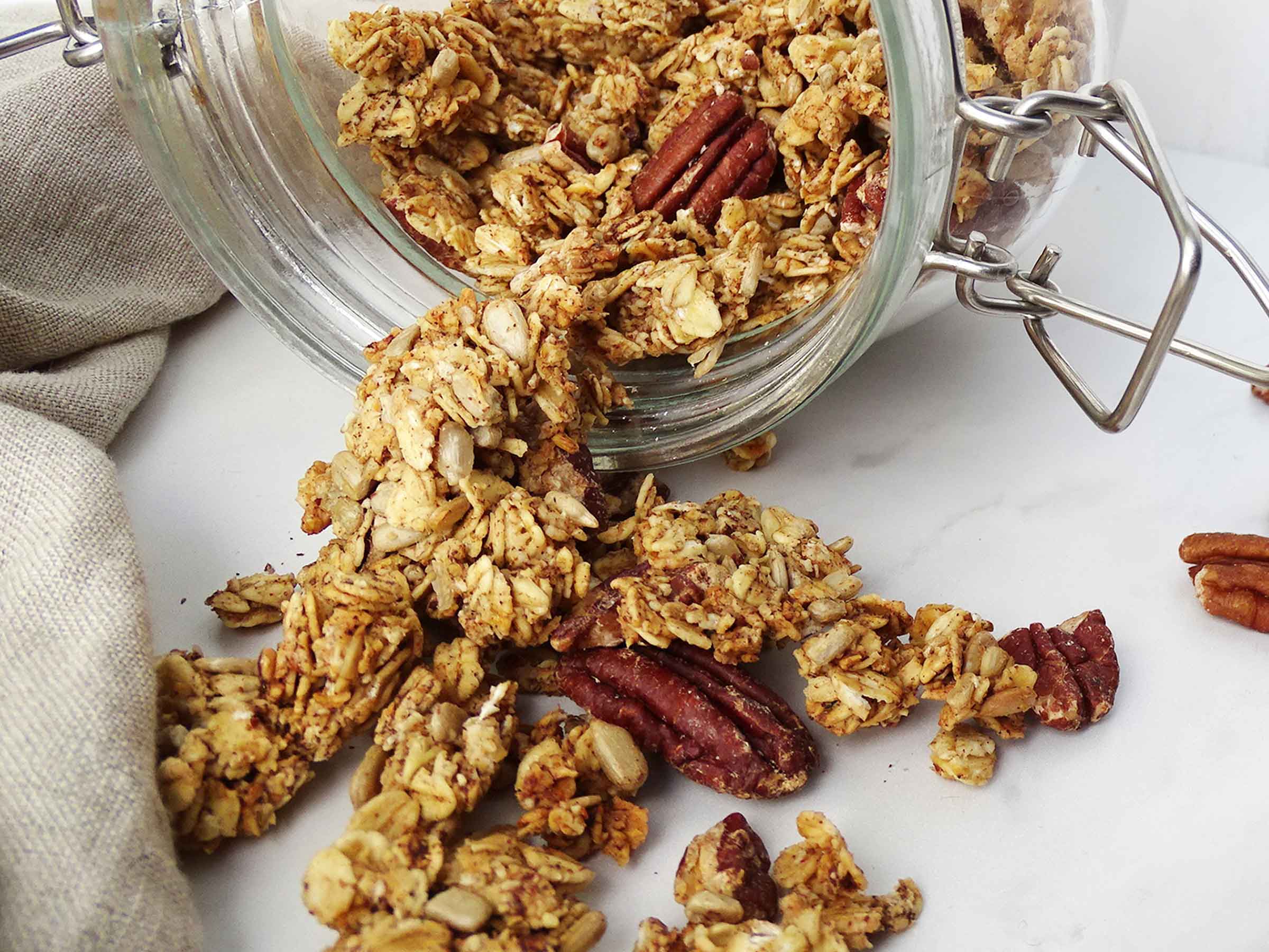 sugar free cinnamon pecan granola