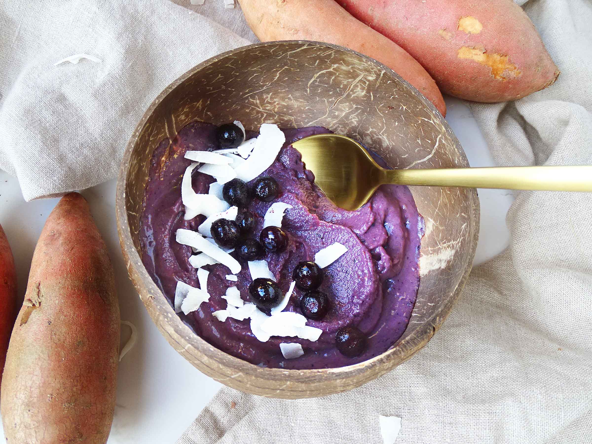 sugar free sweet potato smoothie bowl