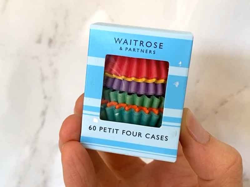 petit fours paper cases