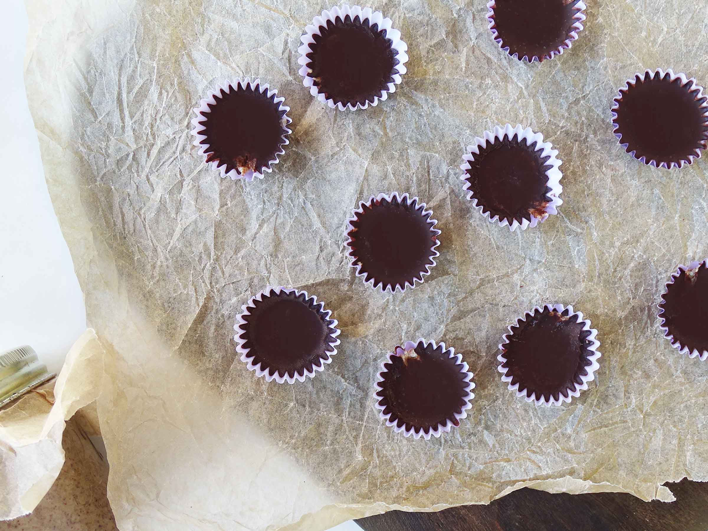Almond Butter Chocolate Cups