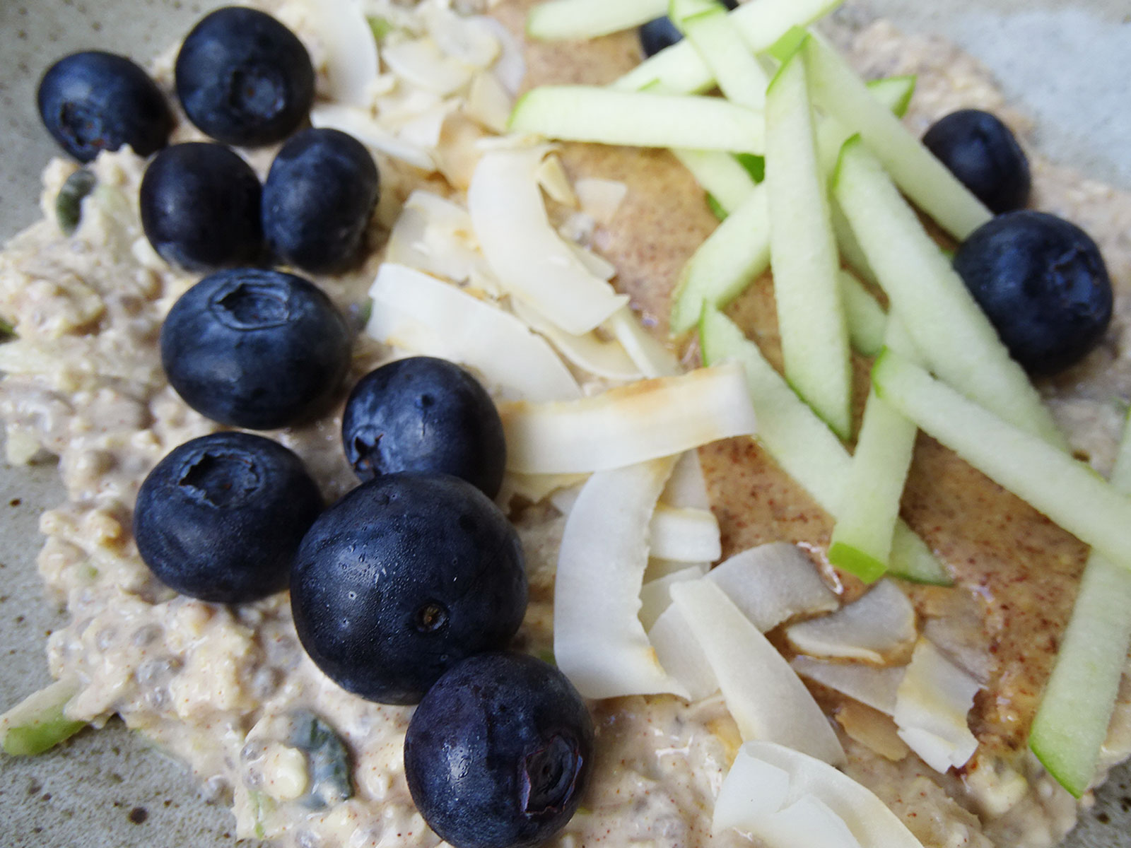 Overnight Oats - Cinnamon and Apple