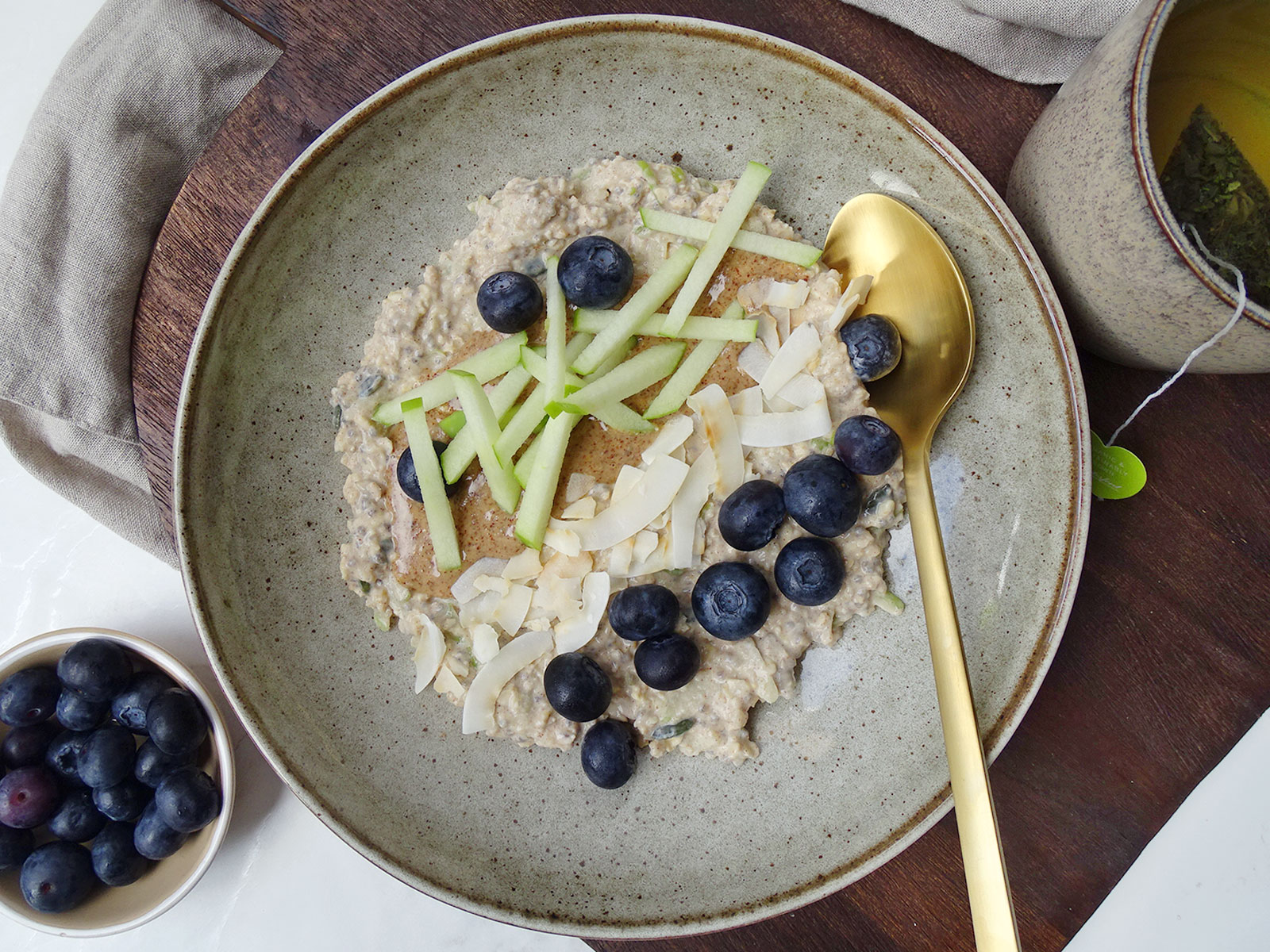 Overnight Oats - Apple and Cinnamon