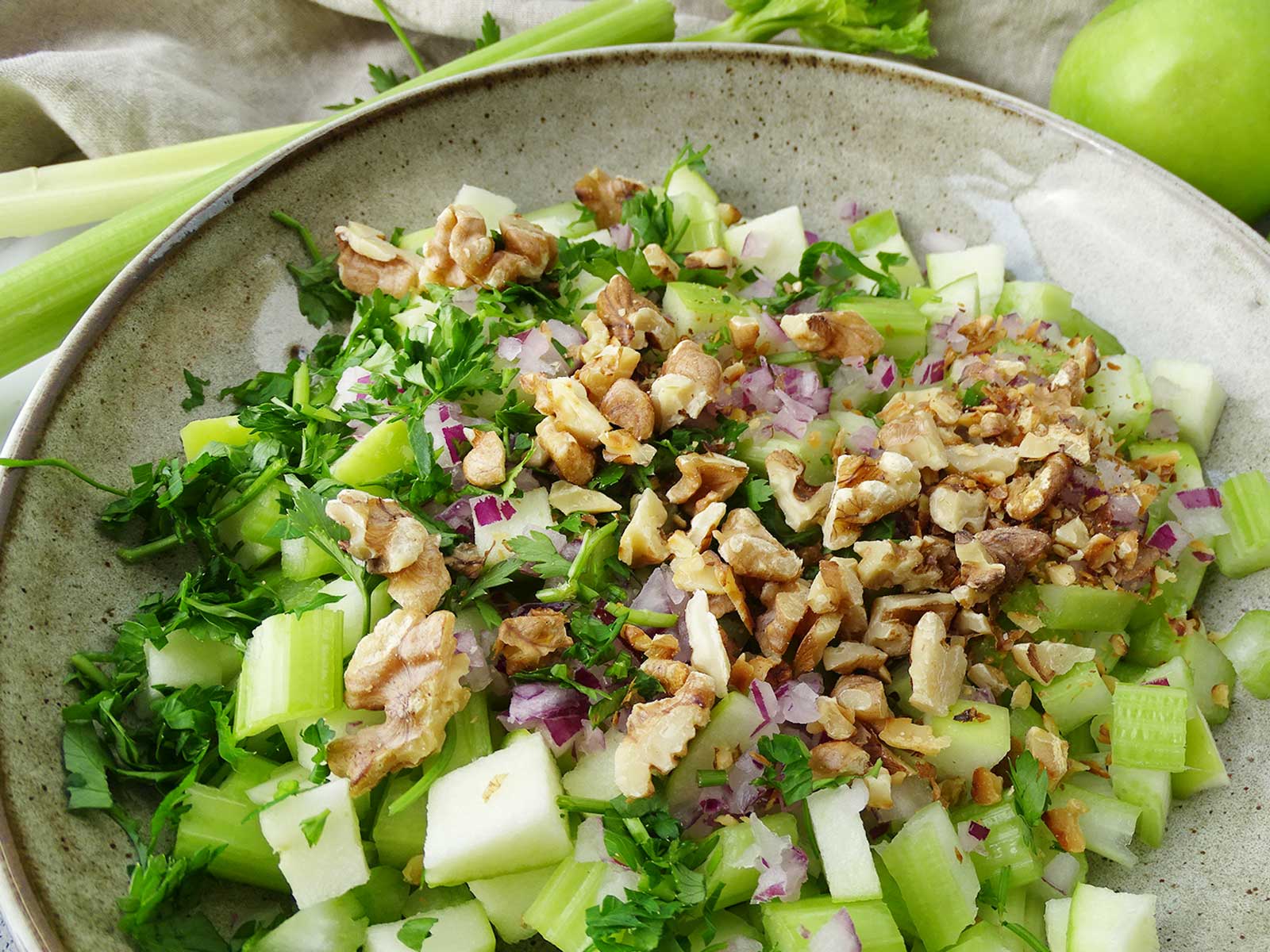 Celery Apple and Walnut Salad Recipe