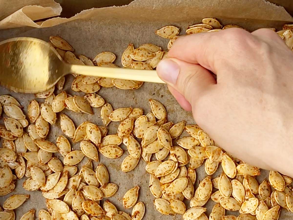 Step 8 - How to Prepare Roasted Pumpkin Seeds