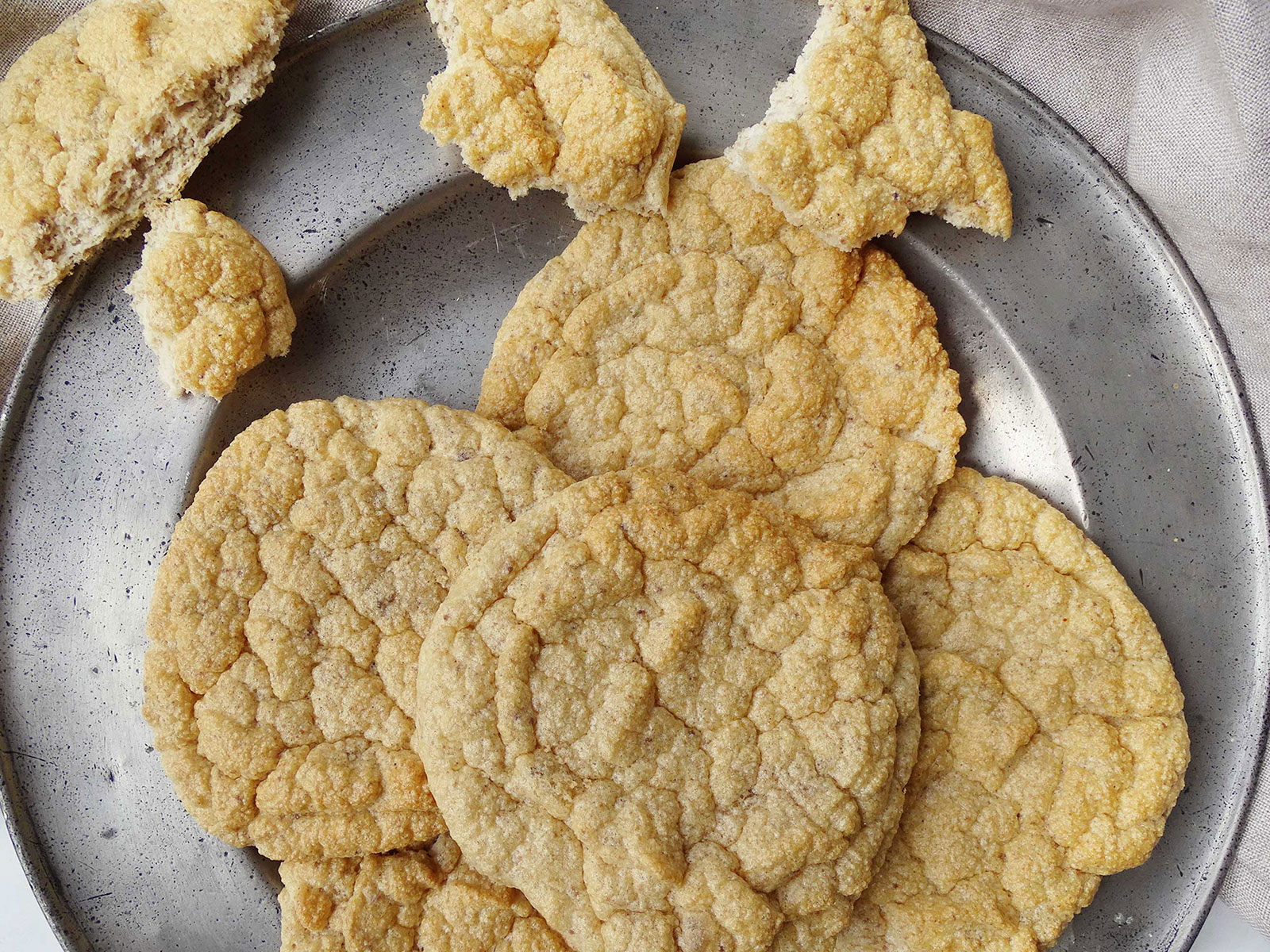 Hummus Cloud Bread - Low Carb